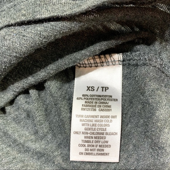 Lot of 3 Guess Hollister Aeropostale Short Sleeves Tee Size XS - Picture 9 of 9